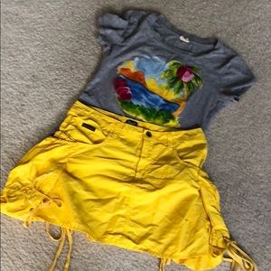 D&G yellow 3D oversized pockets mini skirt